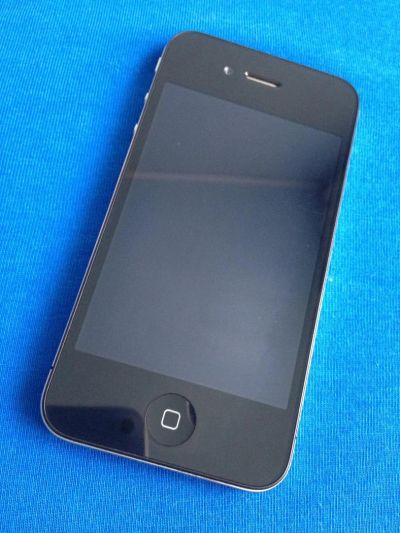 Лот: 4301553. Фото: 1. Apple iPhone 4 8Gb (черный), оригинал... Смартфоны