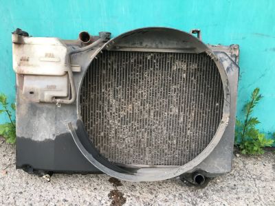 Лот: 16304481. Фото: 1. Радиатор с диффузором 1g-fe beams... Двигатель и элементы двигателя