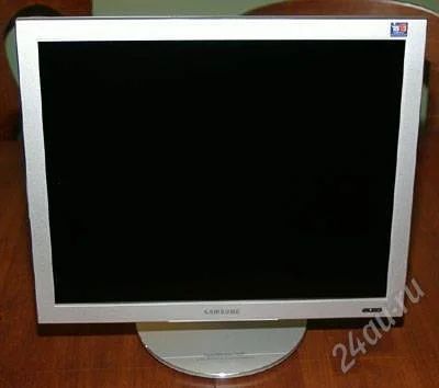 Лот: 1905990. Фото: 1. Samsung SyncMaster 193P. ЖК-мониторы