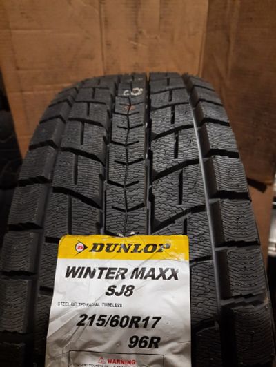 Лот: 14655530. Фото: 1. 215/60R17 96R Dunlop Winter Maxx... Шины