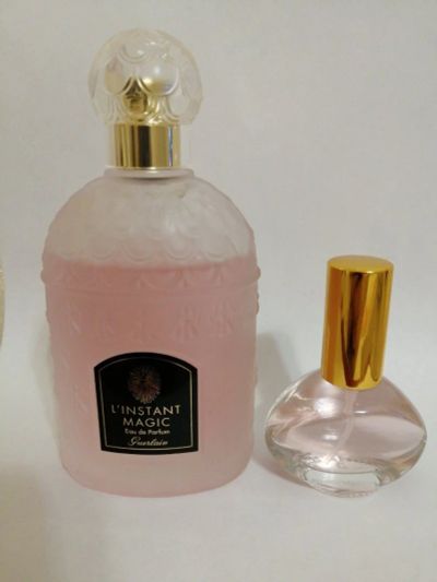 Лот: 13135377. Фото: 1. Guerlain, L`Instant Magic,. Женская парфюмерия