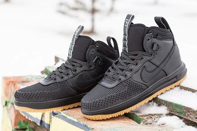 Лот: 10166956. Фото: 1. Nike Lunar Force 1 Duckboot. Кеды, кроссовки, слипоны