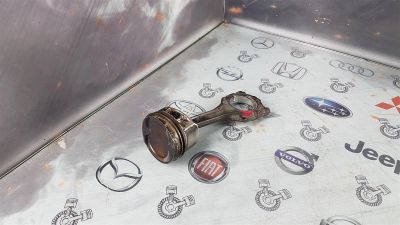 Лот: 23588444. Фото: 1. Поршень с шатуном Volkswagen Touareg... Двигатель и элементы двигателя