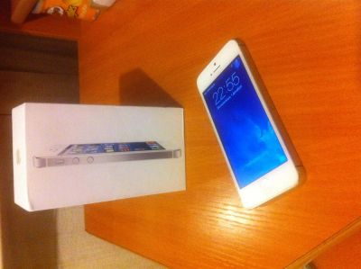 Лот: 3462423. Фото: 1. apple iPhone 5 64Gb White. Смартфоны
