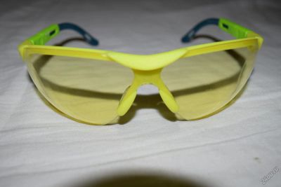 Лот: 5619692. Фото: 1. Очки защитные желтые в оправе. Маски, очки