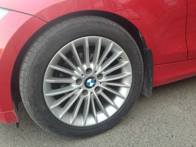 Лот: 3978777. Фото: 1. Оригинальные колеса BMW 17... Шины на дисках