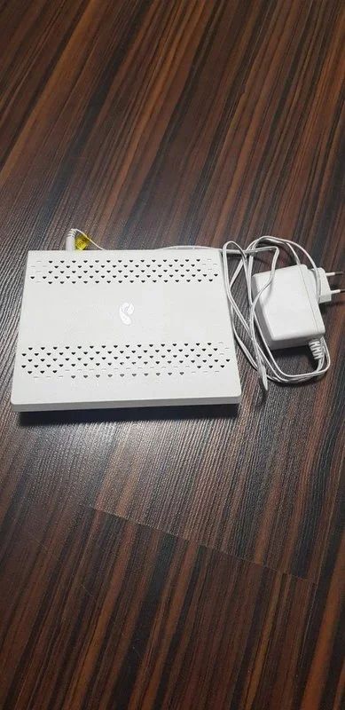 Лот: 13328841. Фото: 1. Оптический Модем Sercomm RV6699. Маршрутизаторы (роутеры)