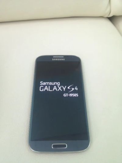 Лот: 3977293. Фото: 1. Samsung Galaxy S4 i-9505 Б/У. Смартфоны