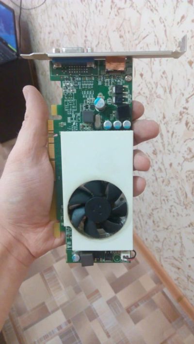 Лот: 8940682. Фото: 1. Radeon HD 8670D (аналог R7 250... Видеокарты