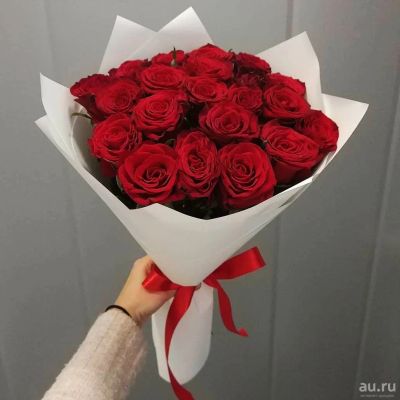 Лот: 13836321. Фото: 1. Лот № 657 Букет из 19 красных... Свежие цветы