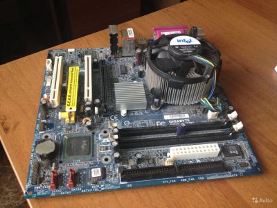 Лот: 9024602. Фото: 1. материнская плата Gigabyte GA-8I915ME-GL... Материнские платы
