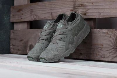 Лот: 11358004. Фото: 1. Кроссовки Asics №150117. Кеды, кроссовки, слипоны