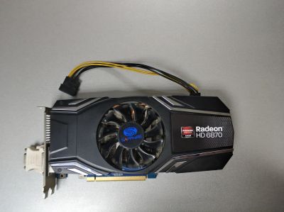 Лот: 11675972. Фото: 1. Sapphire Radion HD6870. Видеокарты