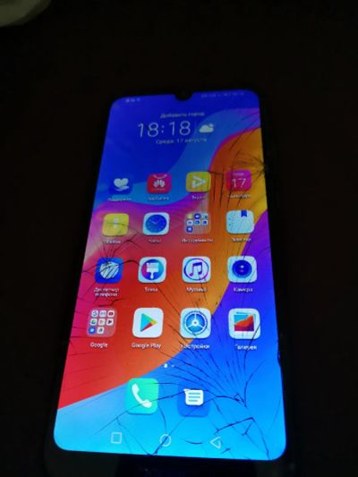 Лот: 19463021. Фото: 1. Huawei honor 8a 32gb 3gb. Смартфоны