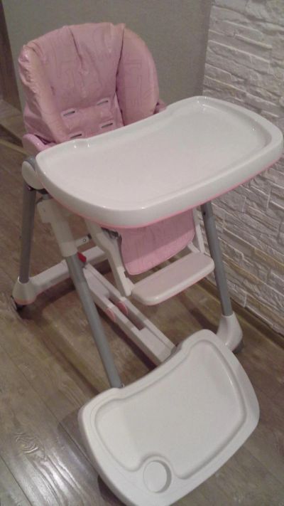 Лот: 6387225. Фото: 1. Стульчик для кормления Peg Perego... Стульчики для кормления