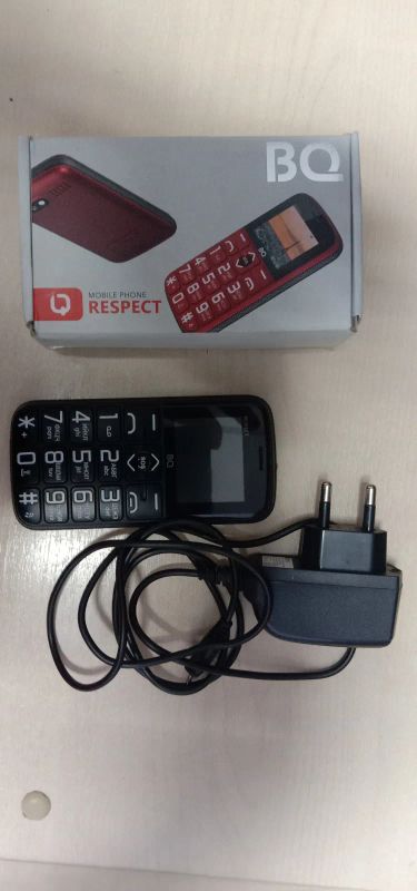 Лот: 19573527. Фото: 1. 452 BQ 1851 respect. Кнопочные мобильные телефоны