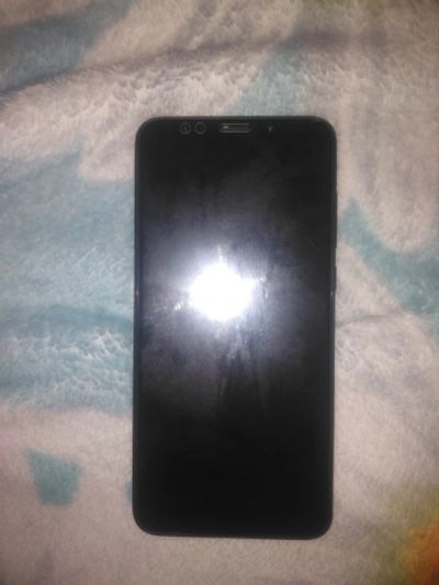 Лот: 13968378. Фото: 1. Xiaomi Redmi 5 Plus 64 ГБ. Смартфоны