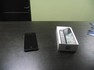Лот: 7557897. Фото: 1. Iphone 4s 16 Гб. Все супер!. Смартфоны