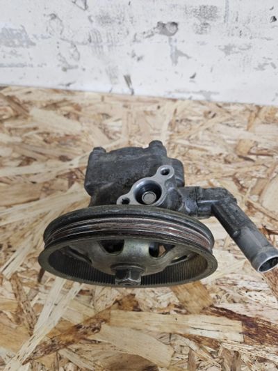 Лот: 24906763. Фото: 1. Насос ГУР Honda Odyssey ra9. Двигатель и элементы двигателя