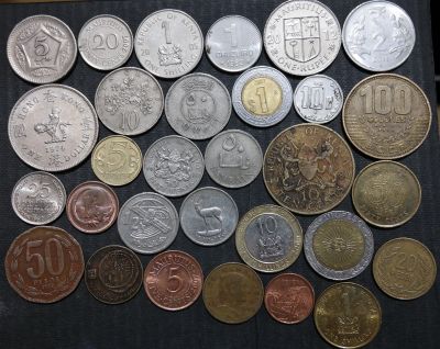 Лот: 12612372. Фото: 1. Коллекция монет мира (№355). Остальные страны