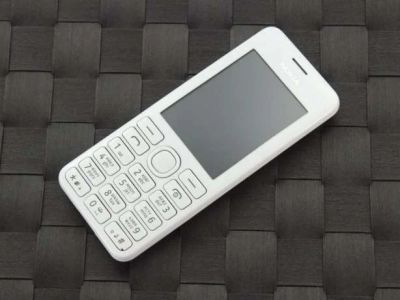 Лот: 9212343. Фото: 1. Nokia asha 206 В идеале!. Кнопочные мобильные телефоны