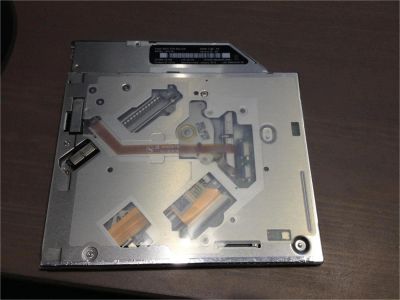 Лот: 8198291. Фото: 1. Привод DVD-RW SATA из MacBook... Приводы CD, DVD, BR, FDD