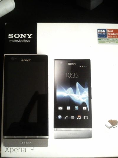 Лот: 3657813. Фото: 1. Xperia P Полный комплект. Смартфоны