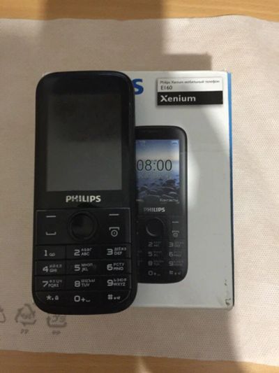 Лот: 10336436. Фото: 1. Philips e160. Кнопочные мобильные телефоны