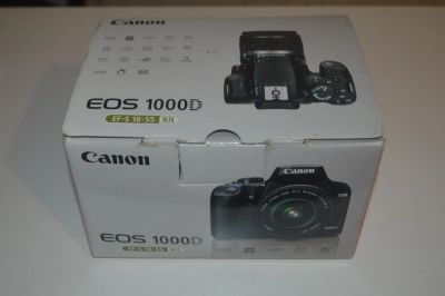 Лот: 5440034. Фото: 1. Продам eos Canon 1000D ef-s 18-55... Цифровые зеркальные