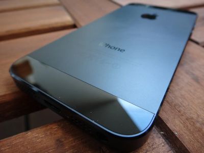 Лот: 6852746. Фото: 1. Продам iPhone 5 Черный. Смартфоны