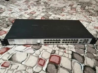 Лот: 15517586. Фото: 1. Коммутатор D-Link DES-3028. Коммутаторы