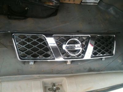 Лот: 6304836. Фото: 1. Решетка радиатора Nissan X-Trail... Кузов