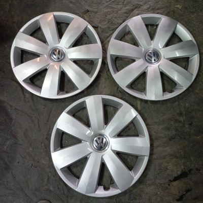 Лот: 25261735. Фото: 1. Колпак колесный оригинальный VW... Колпаки