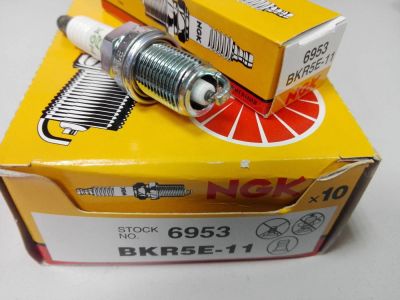 Лот: 6689879. Фото: 1. Свеча зажигания NGK 6953 BKR5E-11... Электрооборудование