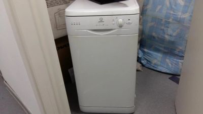 Лот: 8299737. Фото: 1. Посудомоечная машина Indesit IDL... Посудомоечные машины