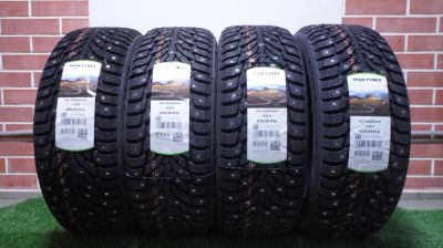 Лот: 23523781. Фото: 1. Зимние шипованные шины Ikon Tyres... Шины