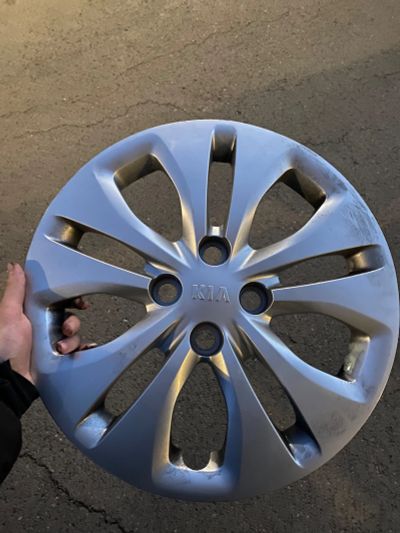 Лот: 15912902. Фото: 1. Колпаки Kia Rio R15 новые!. Колпаки