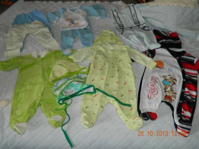 Лот: 3322567. Фото: 1. пакет детских вещей. Ползунки, распашонки, слипы