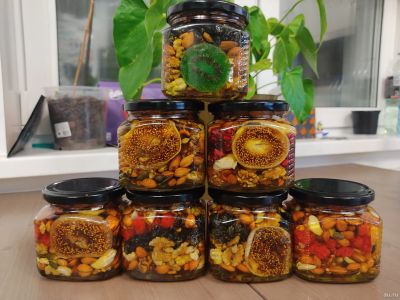 Лот: 16848995. Фото: 1. Мёд с орешками и фруктами. Мёд, продукты пчеловодства
