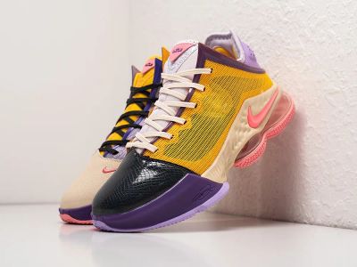Лот: 24976897. Фото: 1. Кроссовки Nike Lebron XIX Low. Кеды, кроссовки, слипоны