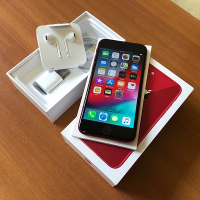 Лот: 14373713. Фото: 1. iPhone 8 64gb Red. Смартфоны