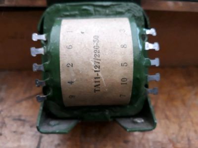 Лот: 12638419. Фото: 1. Трансформатор та11-127/220. Трансформаторы, катушки