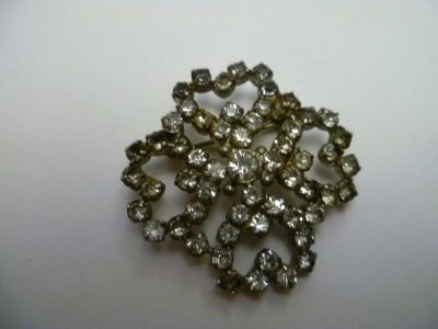 Лот: 4516669. Фото: 1. брошь с камнями. Броши