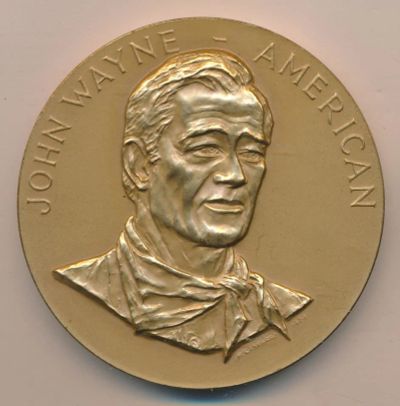 Лот: 10617451. Фото: 1. США Медаль Джон Уэйн Американский... Сувенирные
