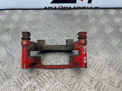 Лот: 25790008. Фото: 1. скоба суппорта Ford Mondeo B4Y. Двигатель и элементы двигателя