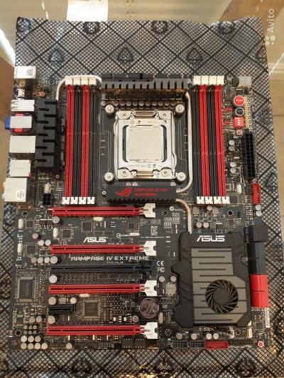 Лот: 18391335. Фото: 1. Asus Rampage IV Extreme + Xeon... Материнские платы