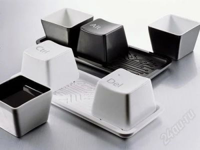 Лот: 1169585. Фото: 1. Набор модных чашек Ctrl alt del. Другое (посуда, кухонная утварь)