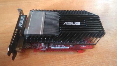 Лот: 8656985. Фото: 1. ASUS Radeon HD 3650. Видеокарты