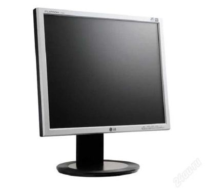 Лот: 1330958. Фото: 1. ЖК монитор LG Flatron l1750sq. ЖК-мониторы