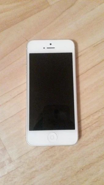 Лот: 3633699. Фото: 1. iPhone 5 16 gb. Смартфоны